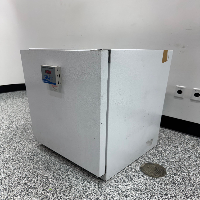 Fisher Scientific Low Temperature Incubator image 1
